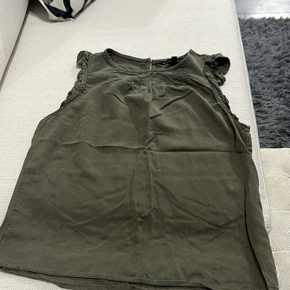 White House black market top